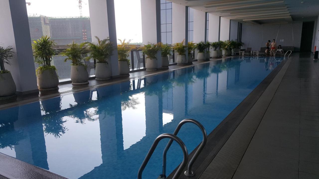 Wooden Maple Hotel Phnom Penh Exterior photo